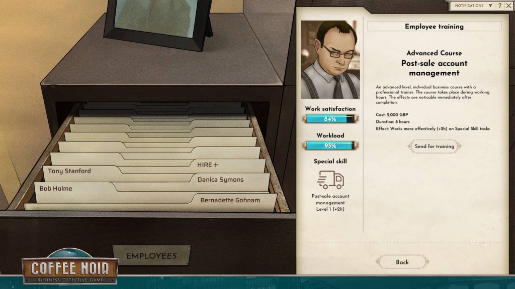 Screenshot of the HR UI showing employee Bob Holme and the option to send him to an advanced cours in post-sale account management.